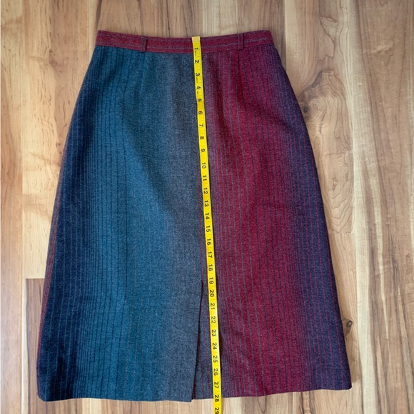 Vintage Panther A-line Wool Skirt Knee Length Jewel Tones - Picture 9 of 9